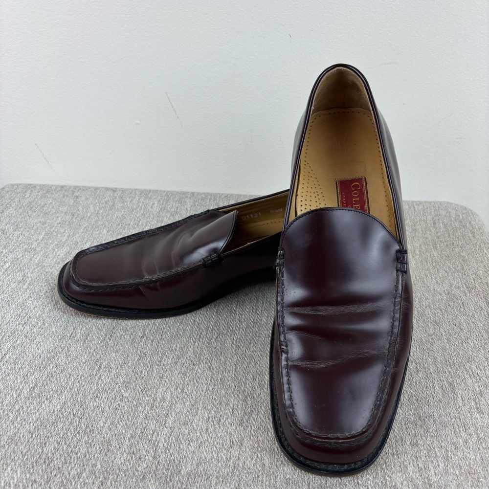 Cole Haan Dark Brown Leather Slip-On Loafers moc toe size 9.5 crafted in Italy